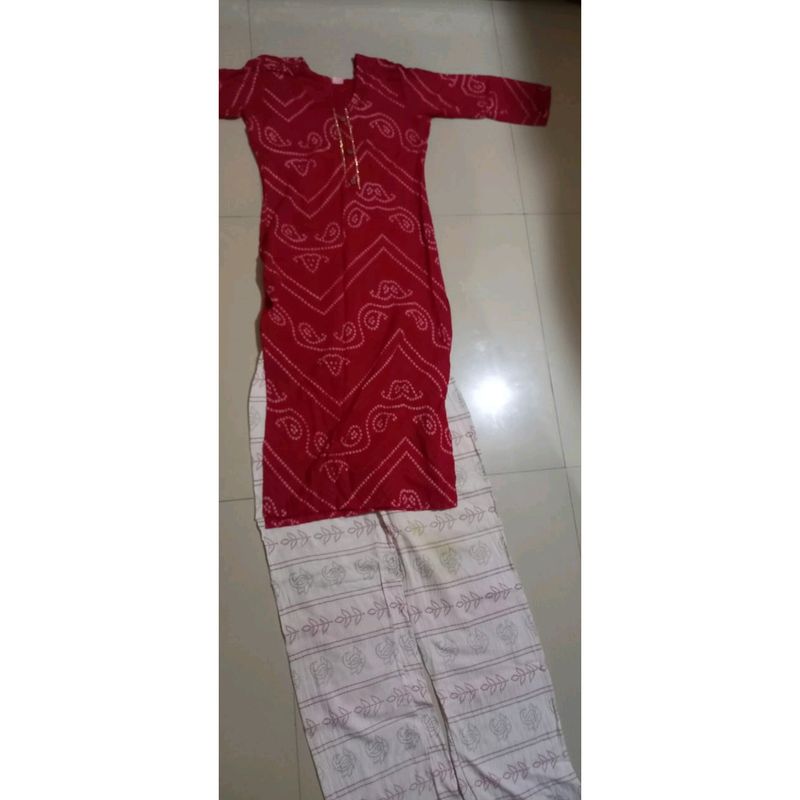 Red &amp; white Chunri Kurta Set