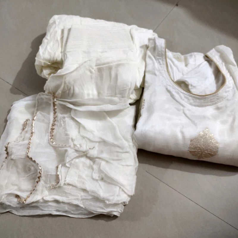 🥰White Silk Suit💥