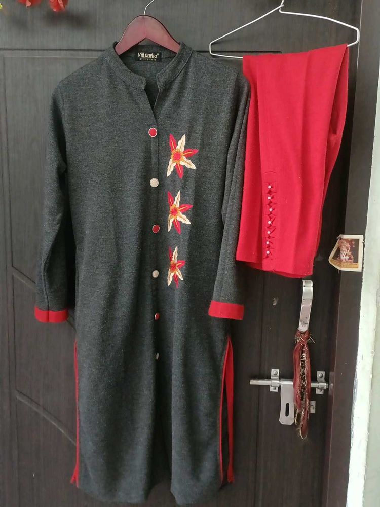 Elegant warm Kurta Set