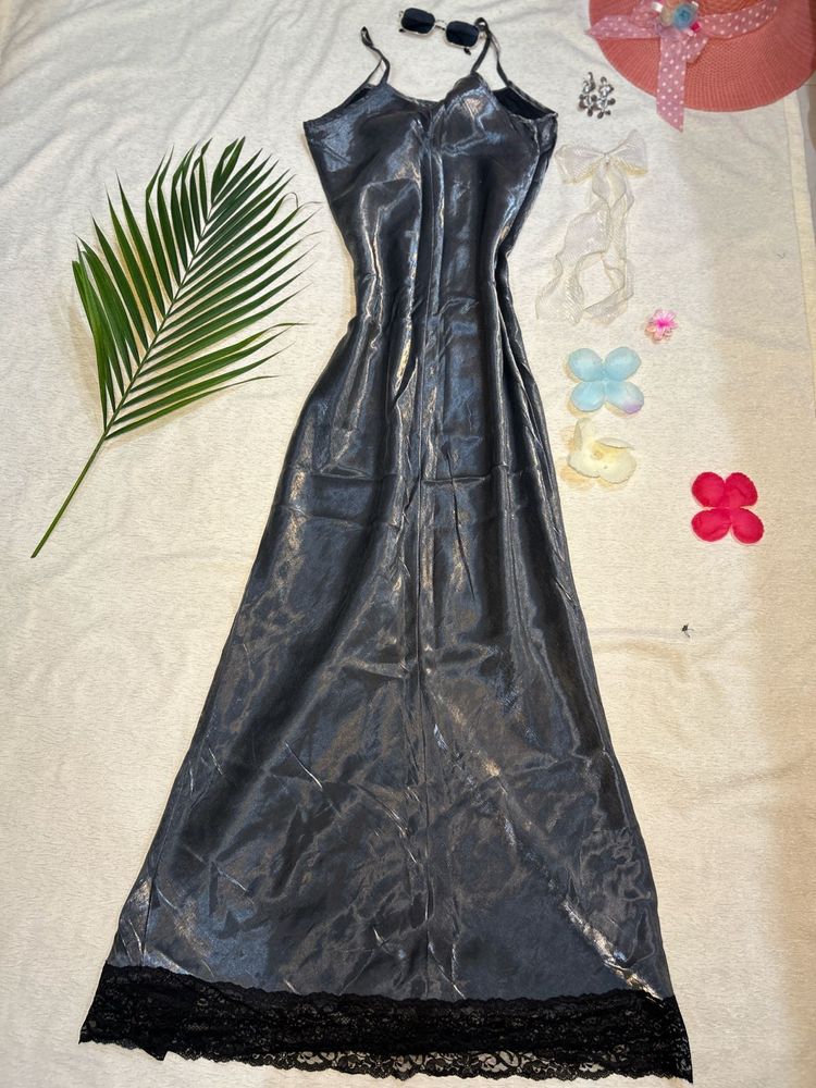 Metallic Pintresty Dress🖤
