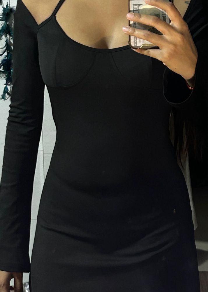 Chic Black Bodycon Mini Dress