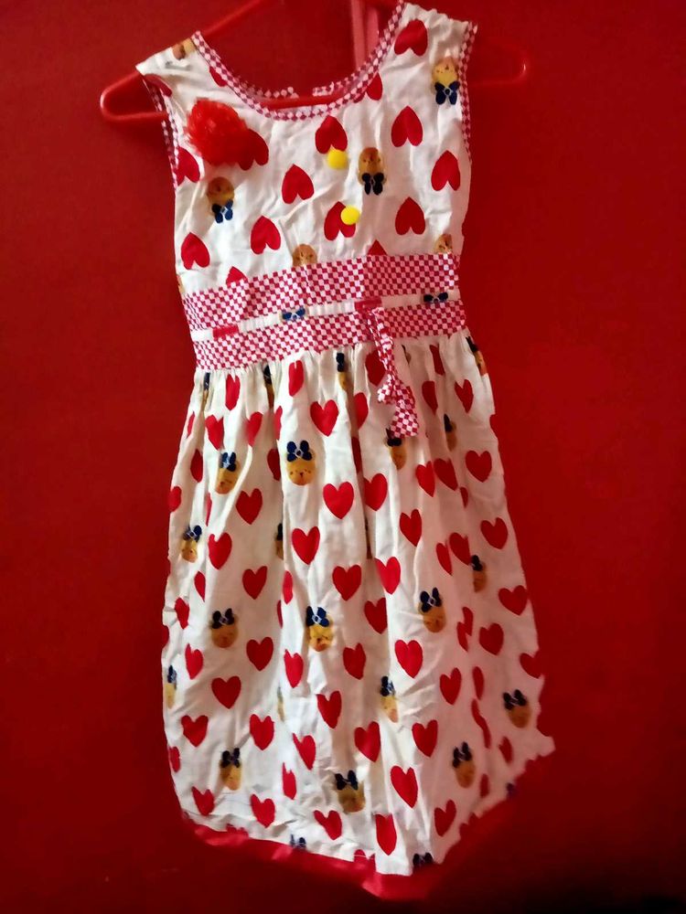 Cute Girls&#39; Heart Print Dress
