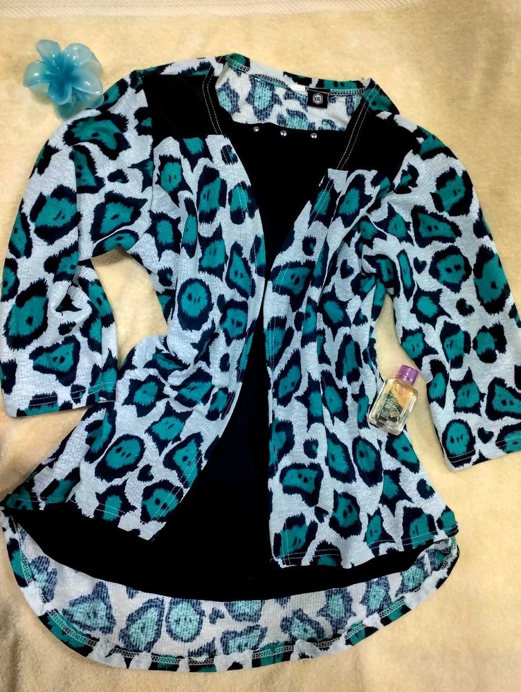 SALE!! PRICE DROP 💅Leopard Print Cardigan Top