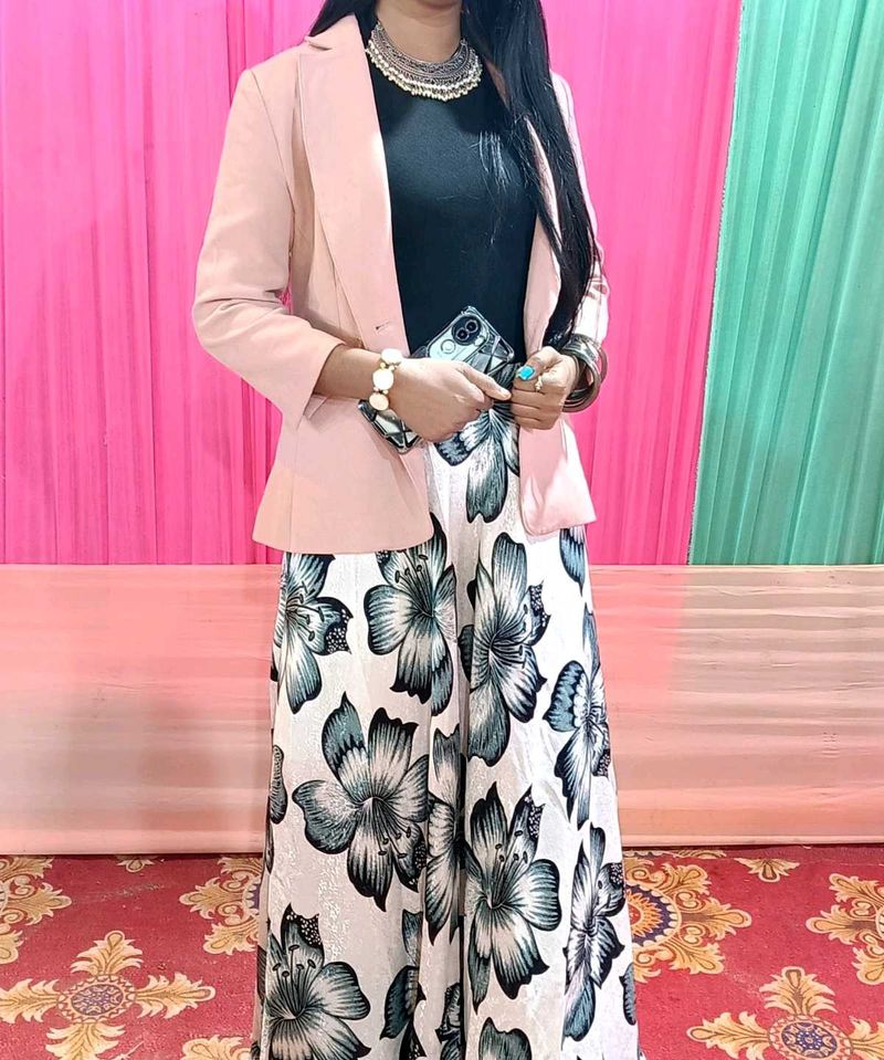 Chic Blazer &amp; Floral Pant Set