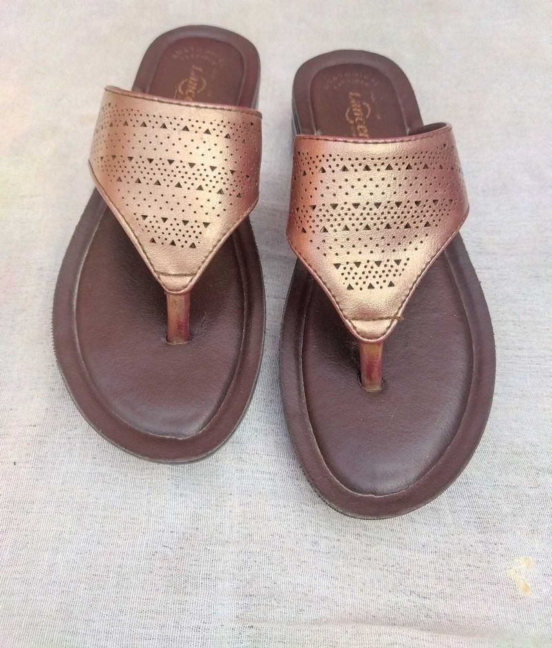 “Ladies Soft Comfort Chappal – Like New Condition”