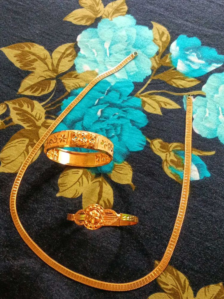 gold plated chain and bangle with bracelet