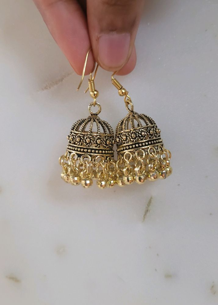 Gold Jhumka