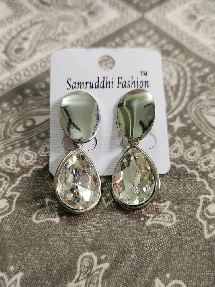 Elegant Teardrop Earrings