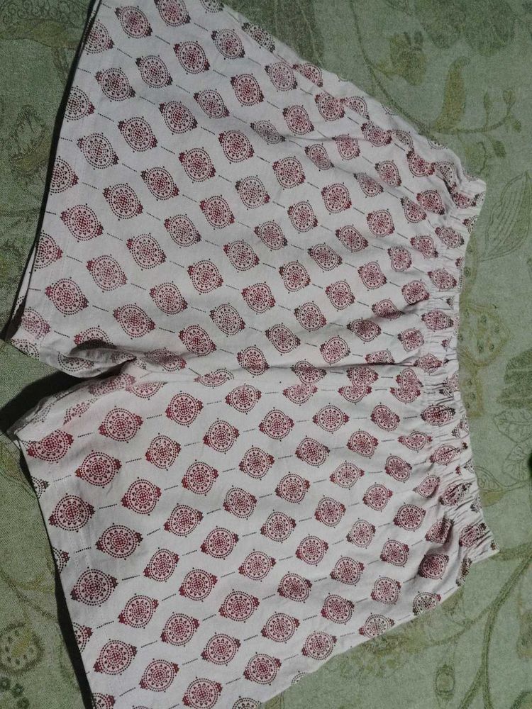 Pure Cotton Pink Shorts Ethnic Print