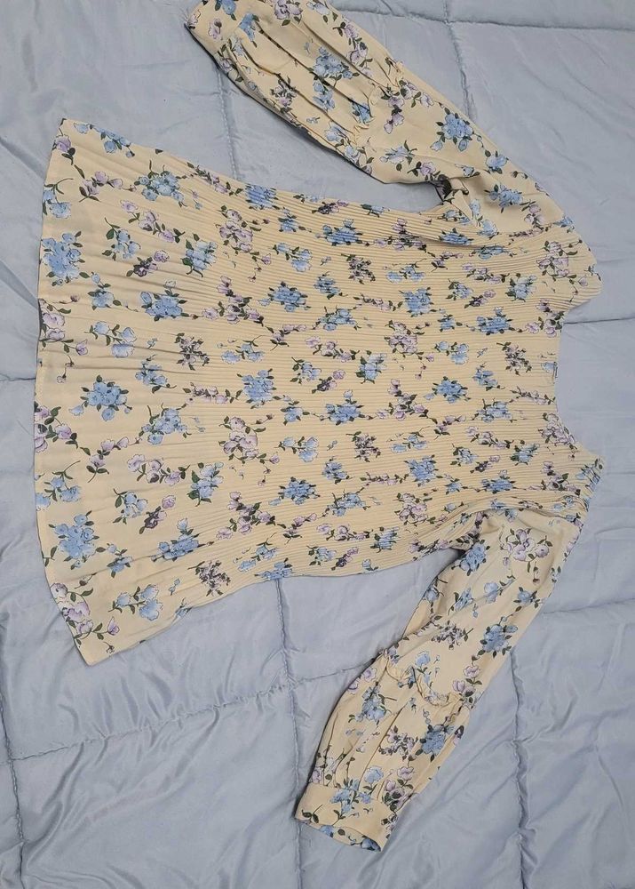 Floral Print Long Sleeve Top