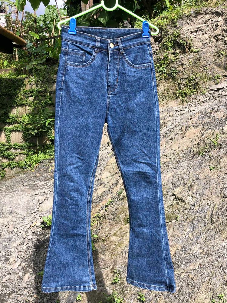 Flared Denim Beltboot Jeans