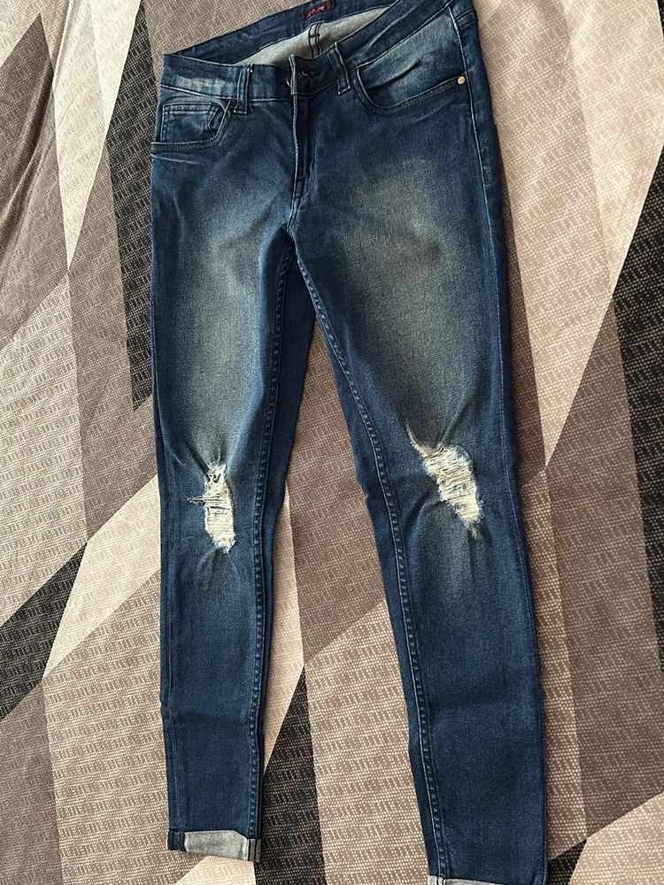 Blue Coloured Rugged jeans