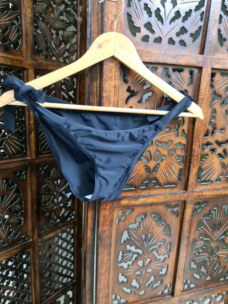 Tie Knot Bikini Panty