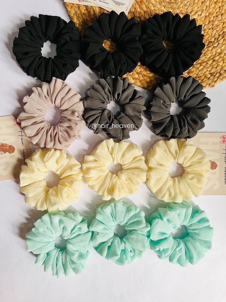 Fluffie Scrunchies