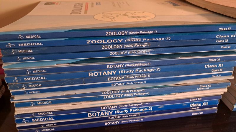 Akaash Neet Biology Study Material [ 11+12]