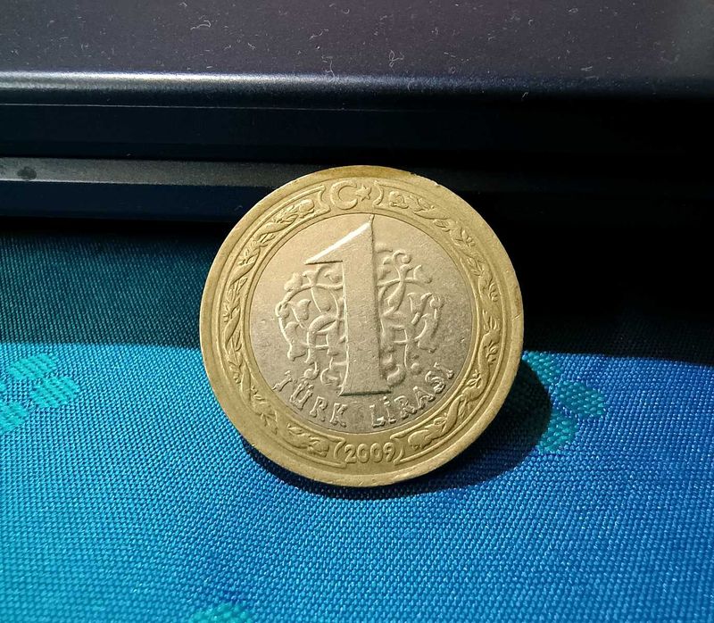 Turkey 1 Lira Coin Bimetal Foreign Currency