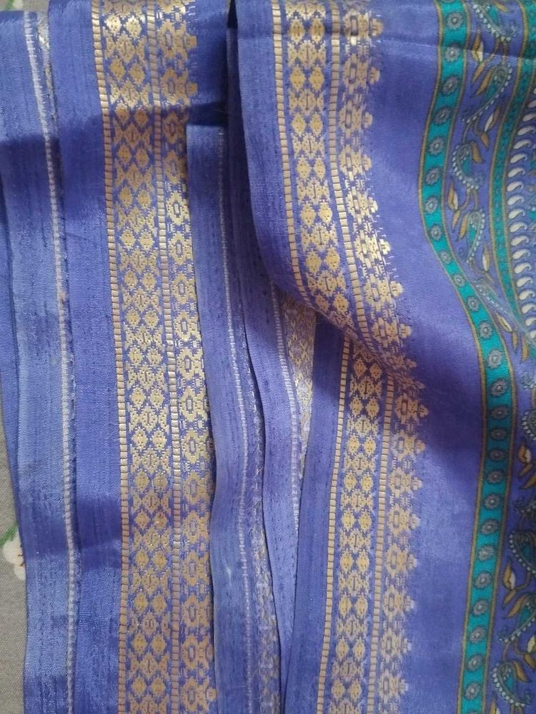 Paisley Pattern Saree