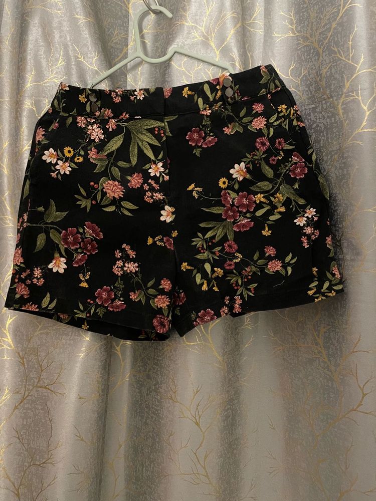 Floral Print Shorts Imported From Thailand
