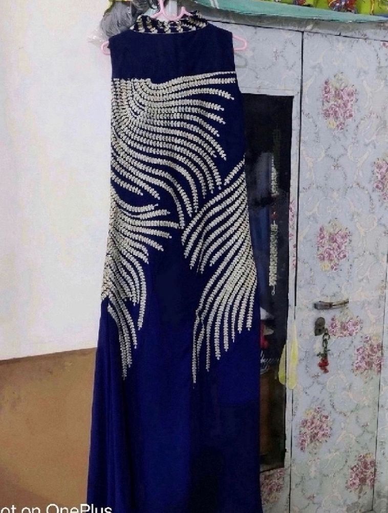Navy Blue Embroided Gown 💙
