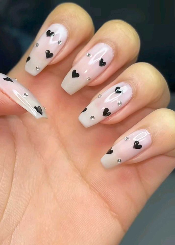 Heart &amp; Rhinestone Nail Art