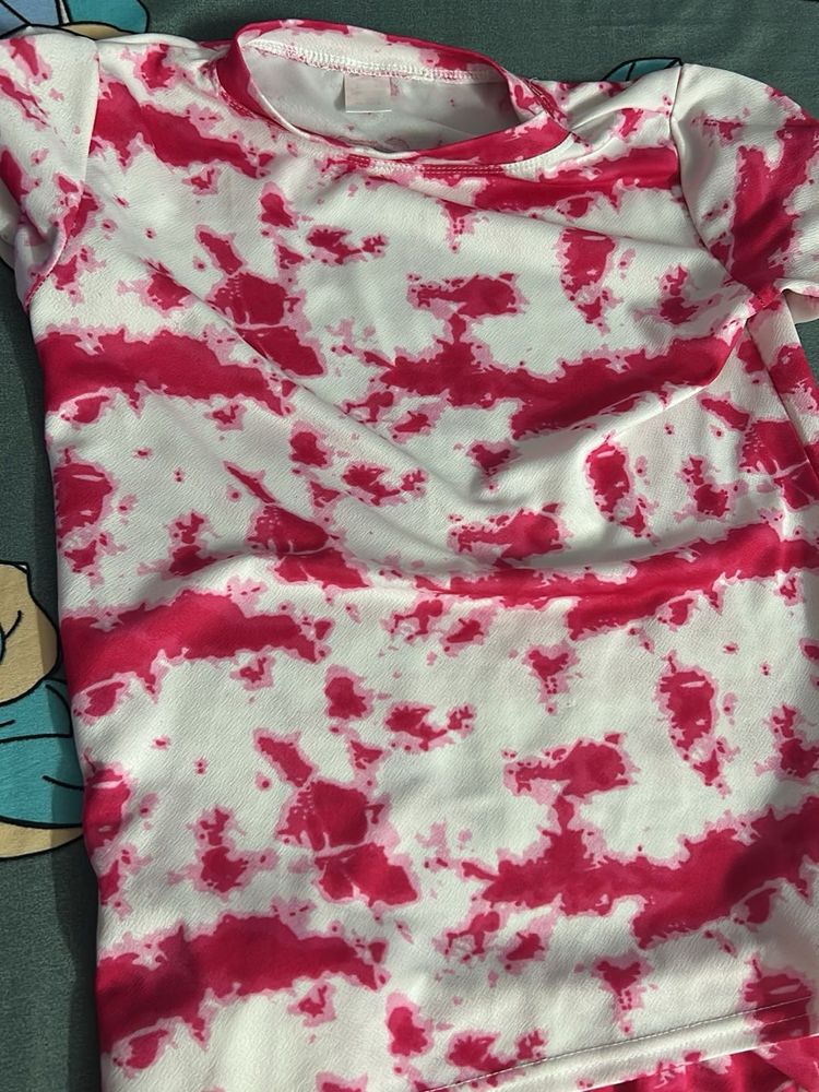 Tie-Dye T-Shirt with shorts