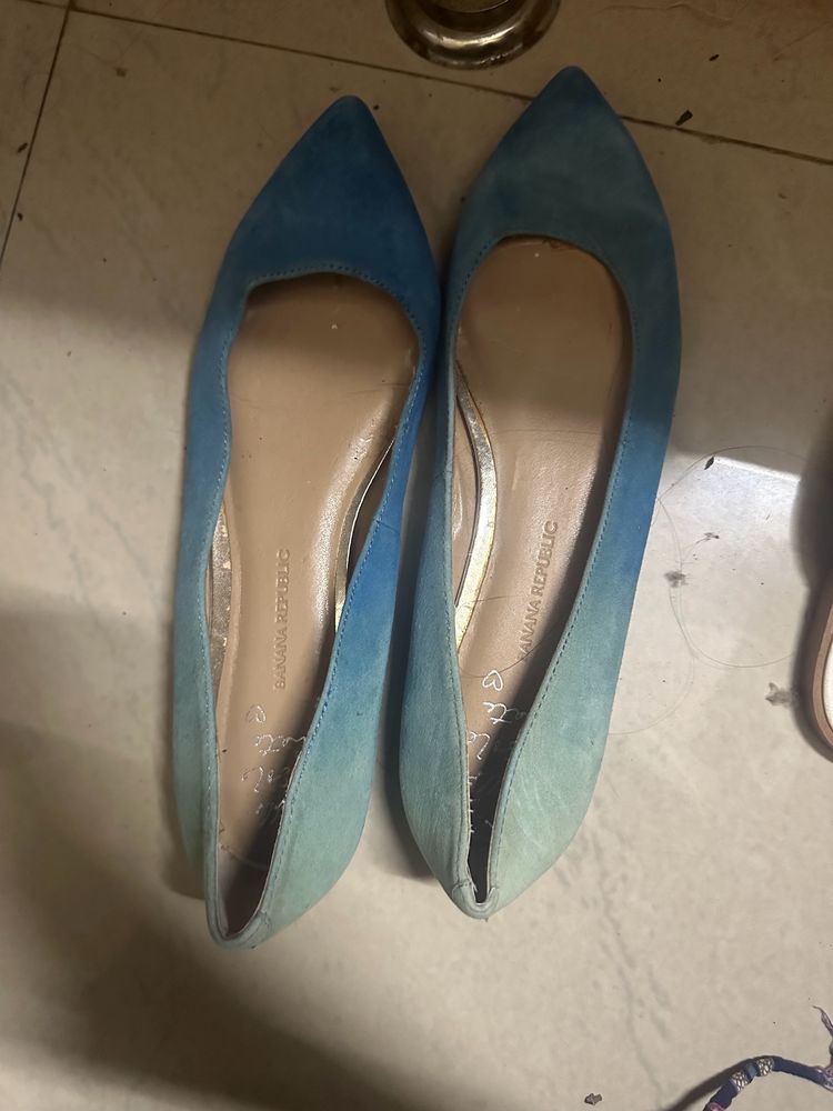41 Size Banana Republic Bellies