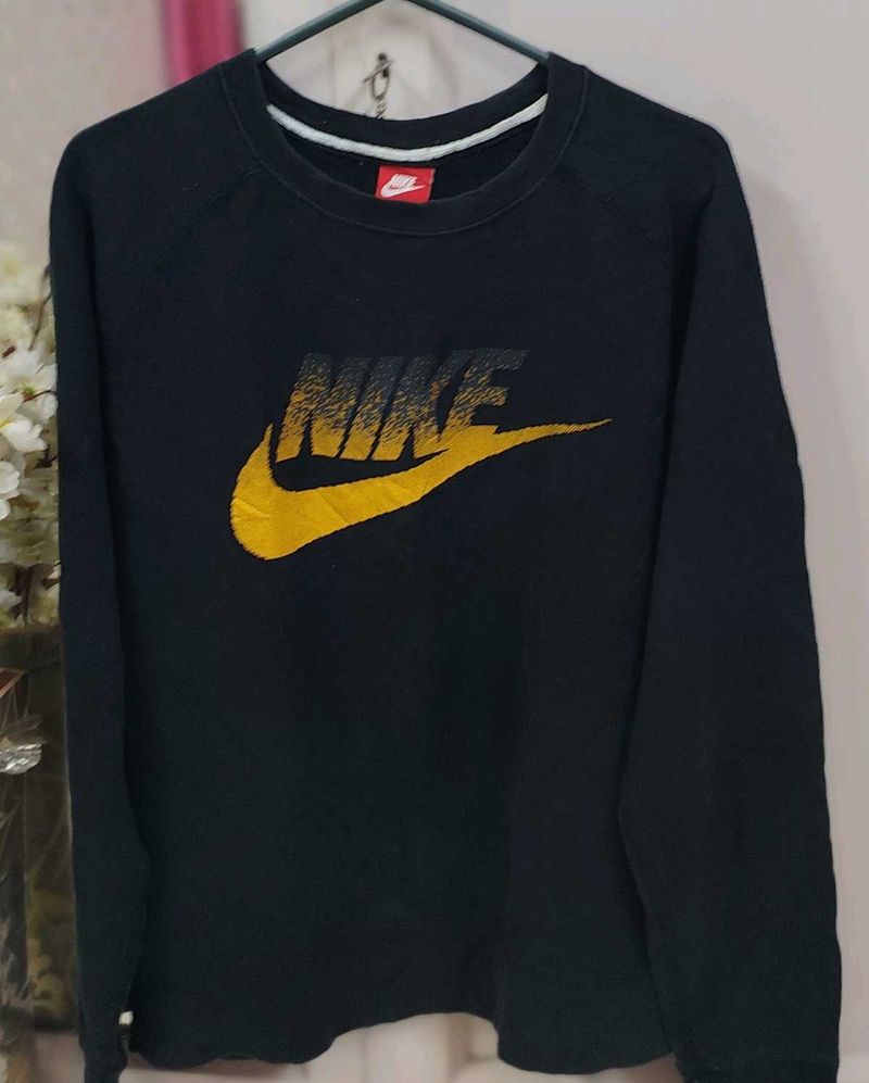 Nike Black Graphic Sweatshirt