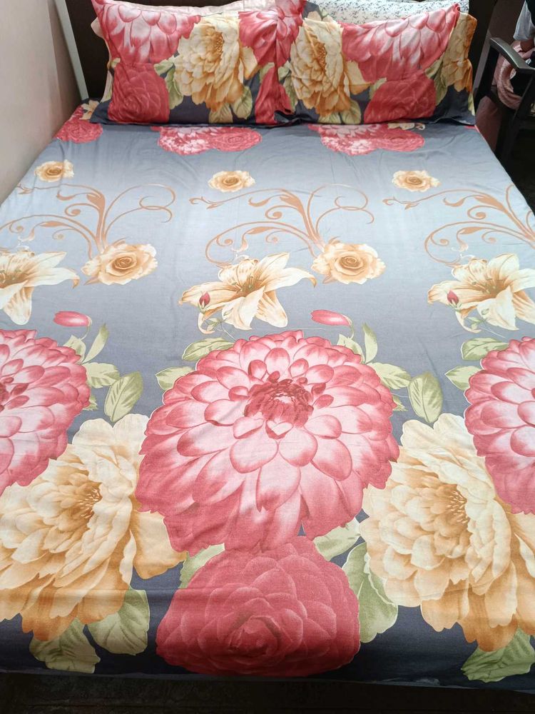 Grey Floral Double Bedsheet With 2 Pillow Covers