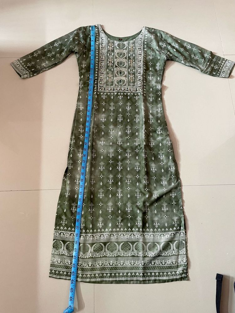 Green Kurti