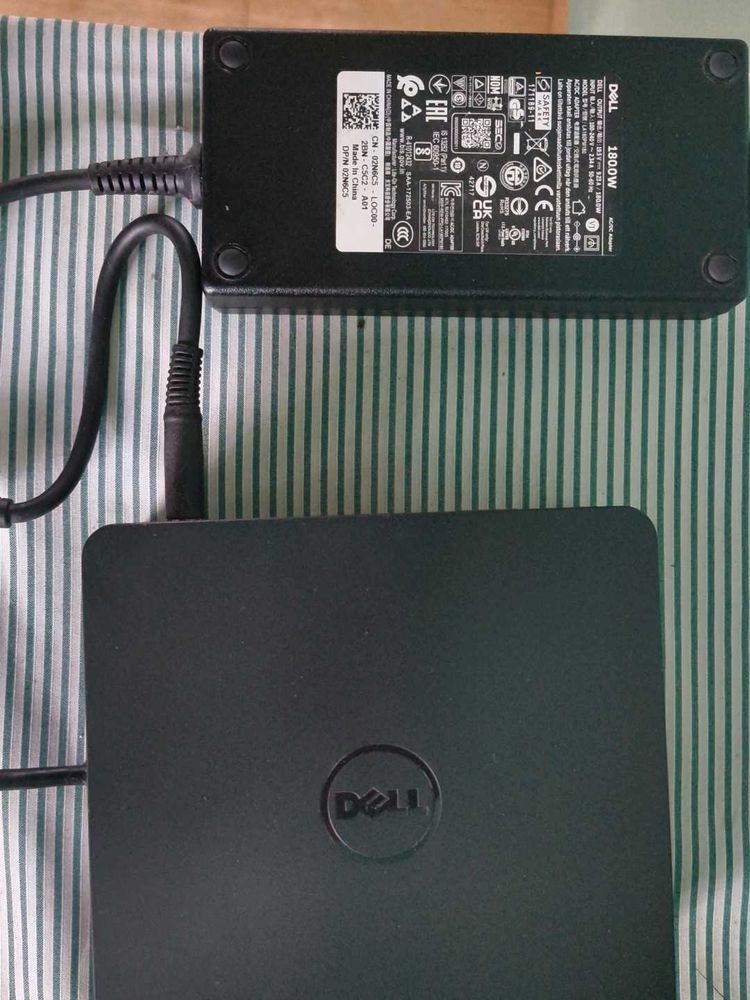 Dell Thunderbolt Docking Station And 180w Charger