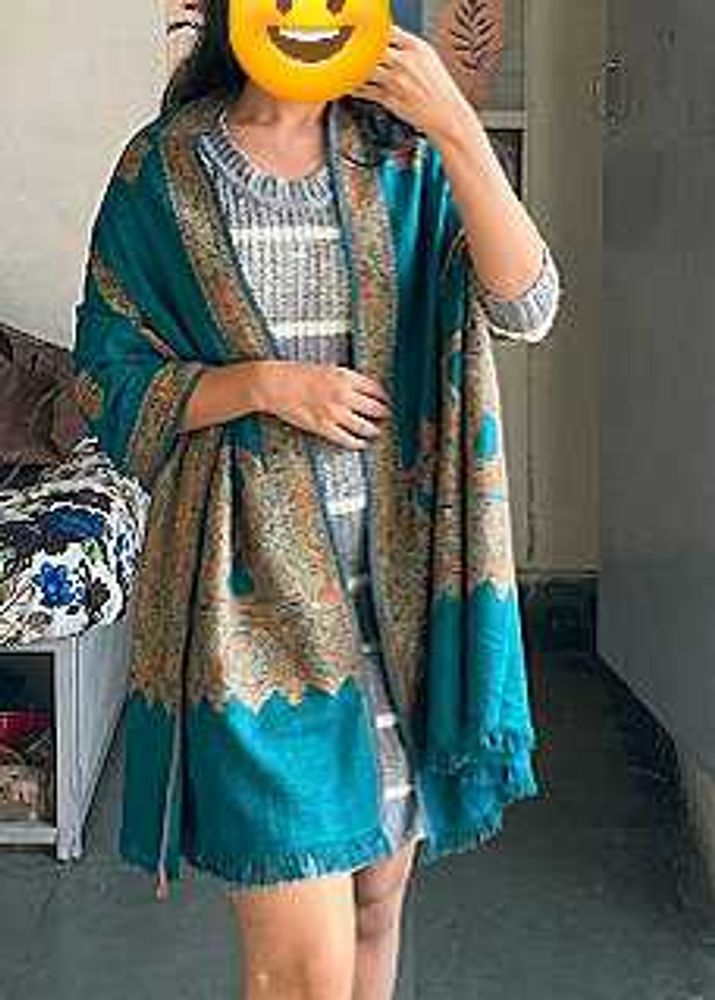 Winter Stylish Shawl