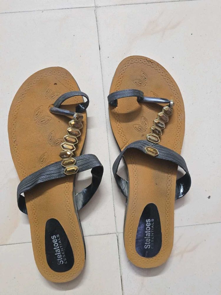 Stylish Stelatoes Sandals