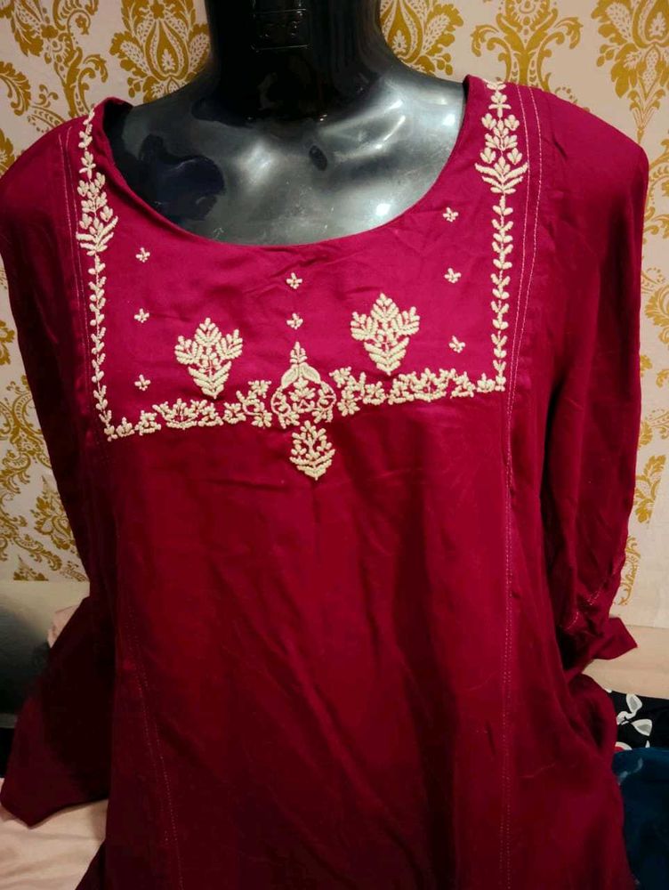 Embroidered Maroon Kurta