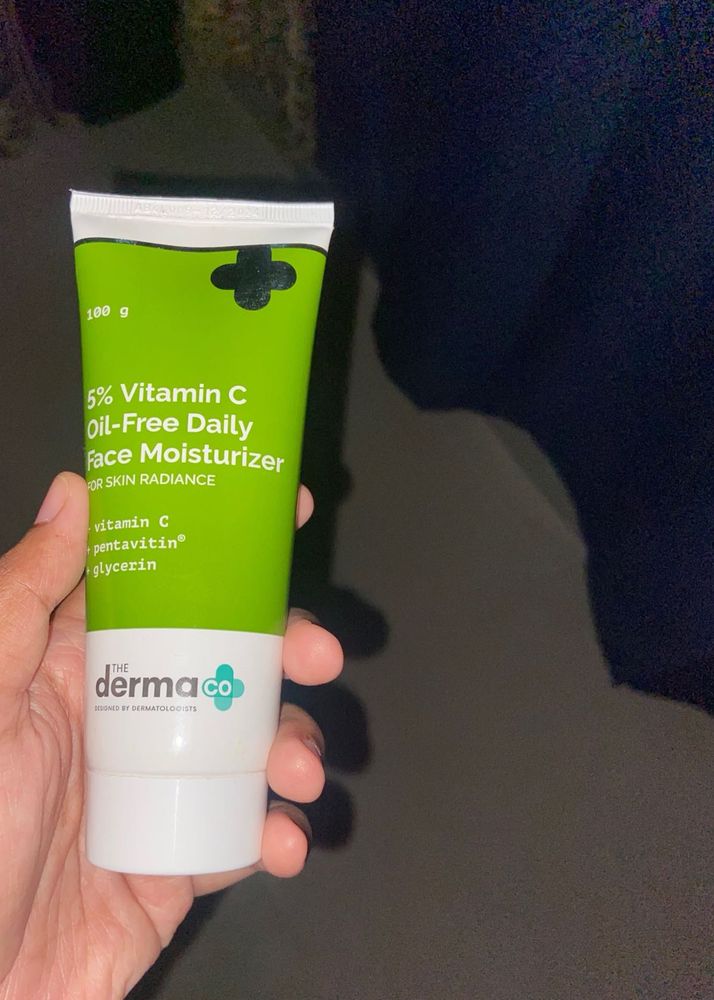 The Derma.Co Vitamin C Face Moisturizer
