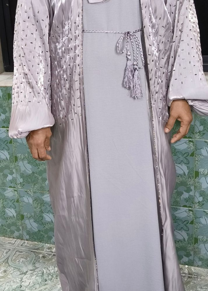 ✨ Title: Elegant Grey Embellished Abaya Set