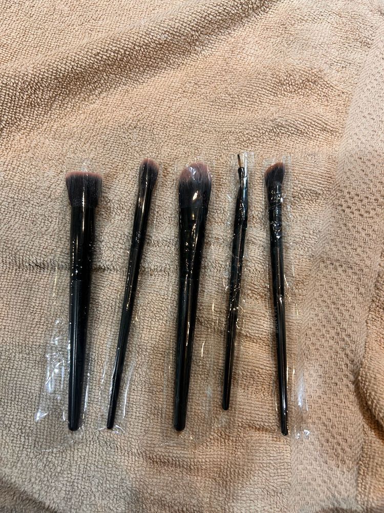 Makeup Brush Set - 5 Piece