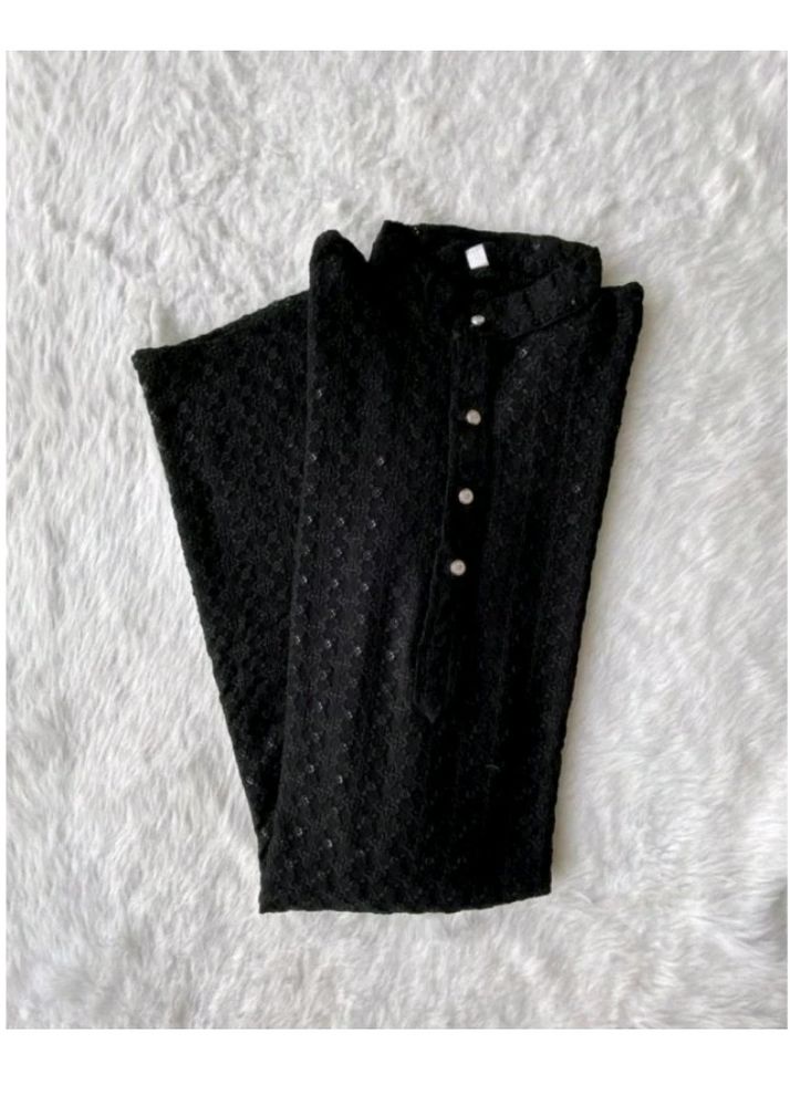 Chikan Embroidery Kurta Men