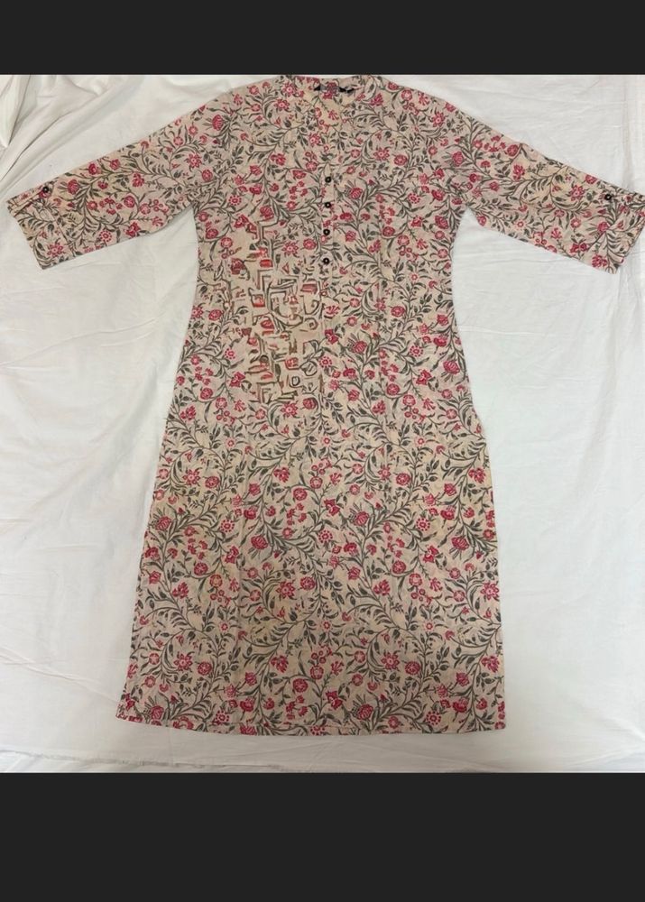 Beautiful Floral Kurti