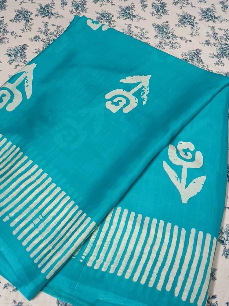 Blue Batik Print Saree