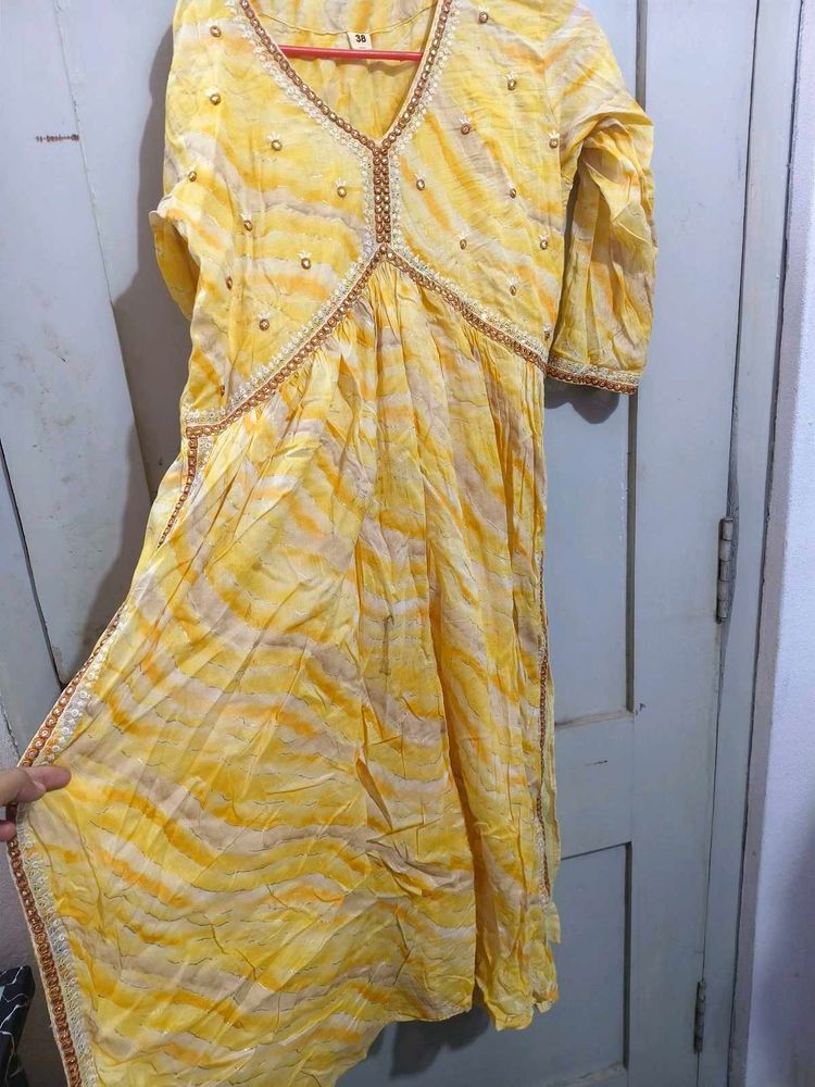 Aliya Cut Ethnic Set