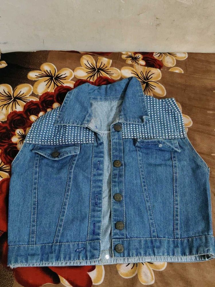 Denim Vest with Embellishments star print 🐾