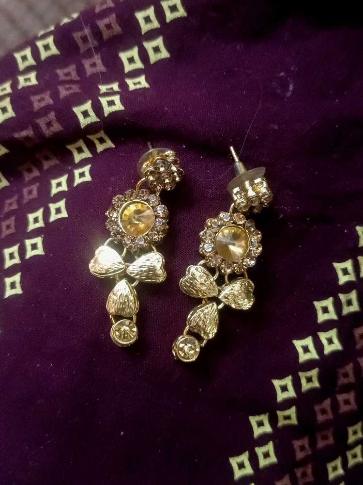 Women Party Wear Earrings