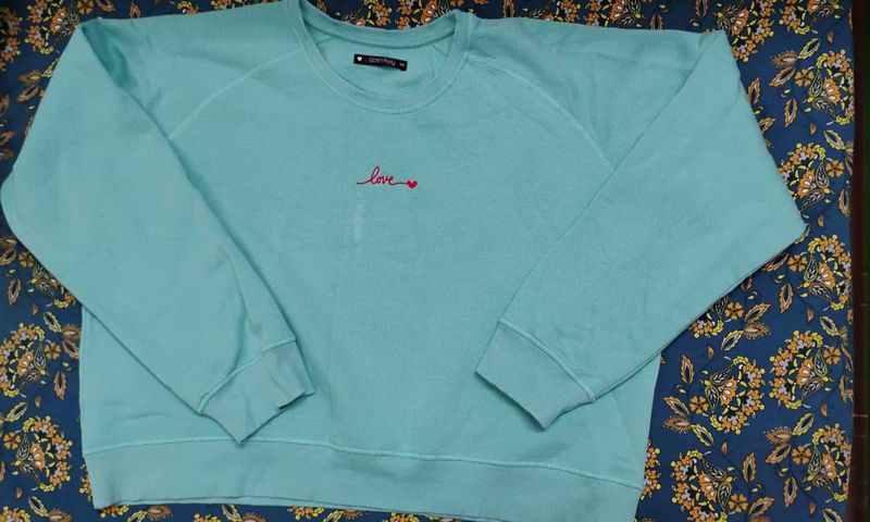 Pullover Sweatshirt Cropped