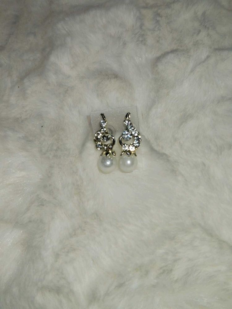 Pearl Drop Earrings