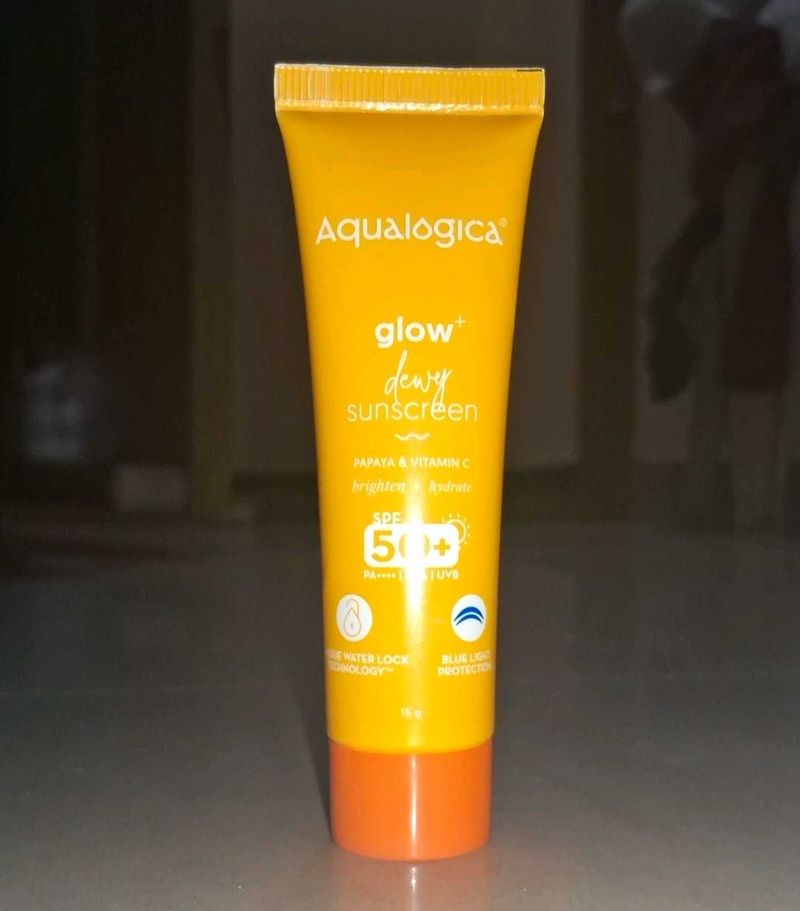 Aqualogica Glow+ Dewy Sunscreen
