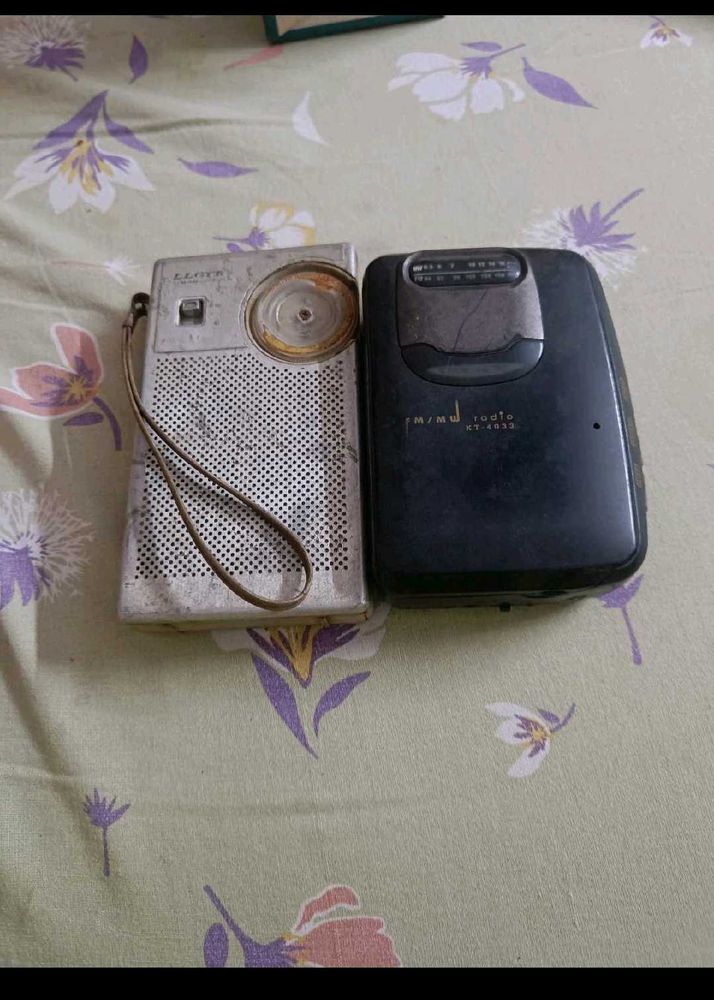 Vintage Radio Lot