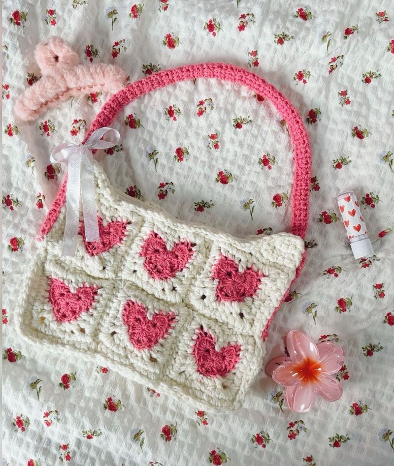 Cute Crochet Heart Shoulder Bag