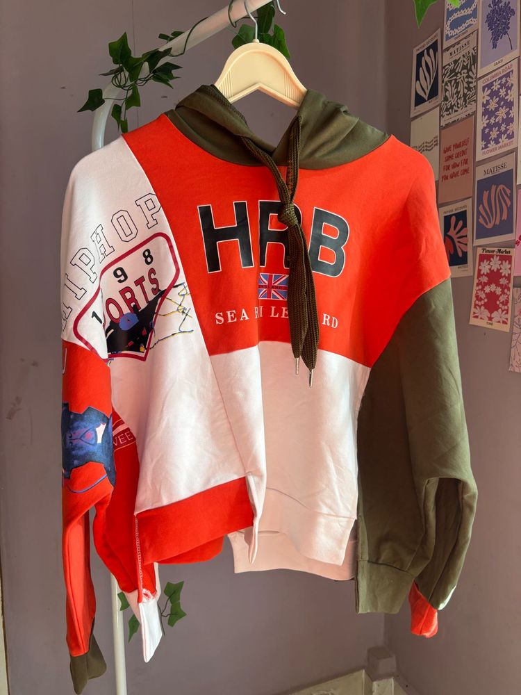 Sports Sweatshirt 🌷🍒🛍️