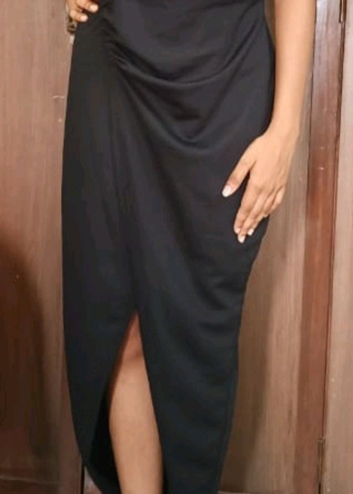 Women Wrap One shoulder black dress.