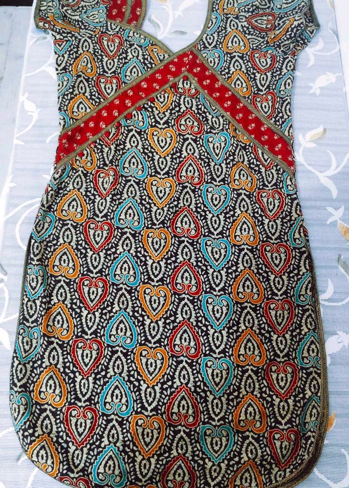 Patterned heart-shaped dress